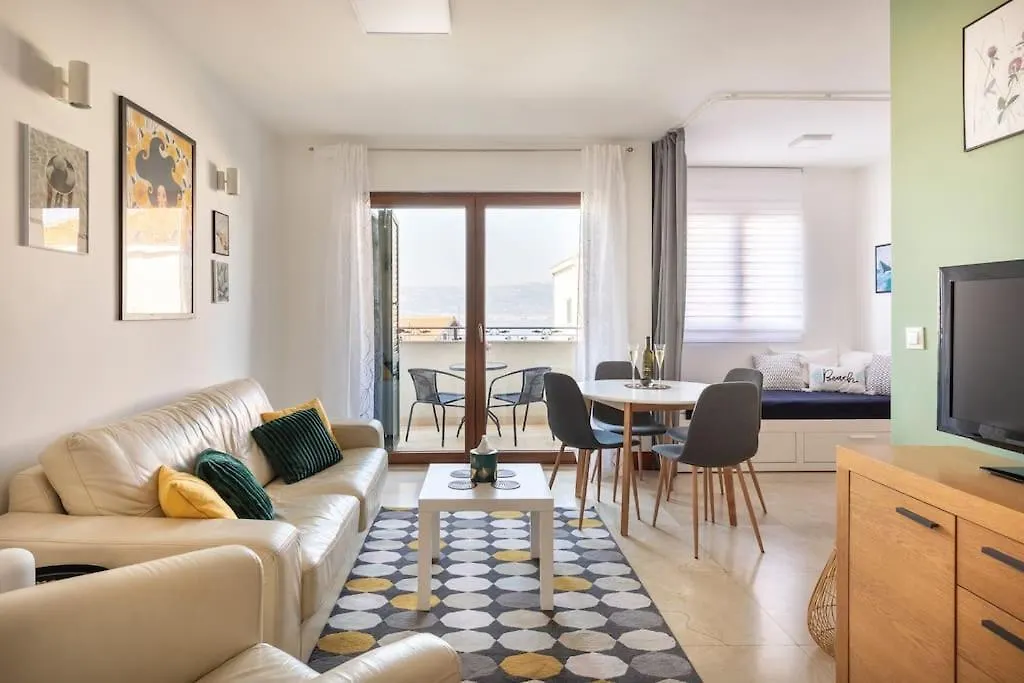 Seaesta Apartment Pool And Beach Slatine Croatia