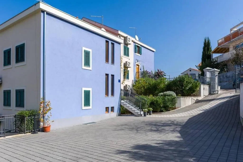 Seaesta Apartment Pool And Beach Slatine