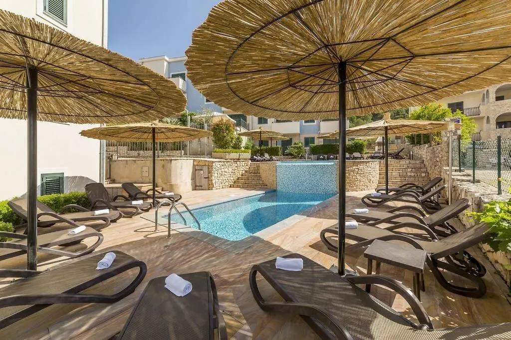 Seaesta Apartment Pool And Beach Slatine